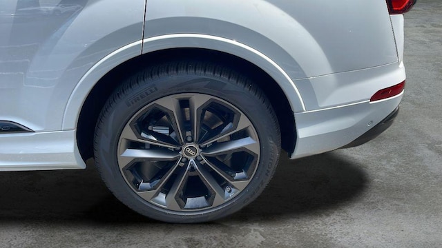 2026 Audi Q7 Premium Plus - Photo 23