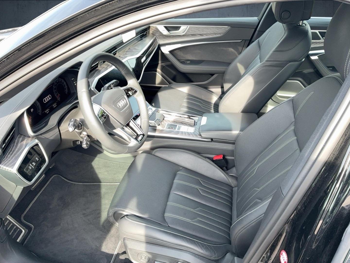 Bild über Audi S6 Limousine TDI quattro tiptronic - für weitere Informationen kontaktieren Sie den Audi Partner