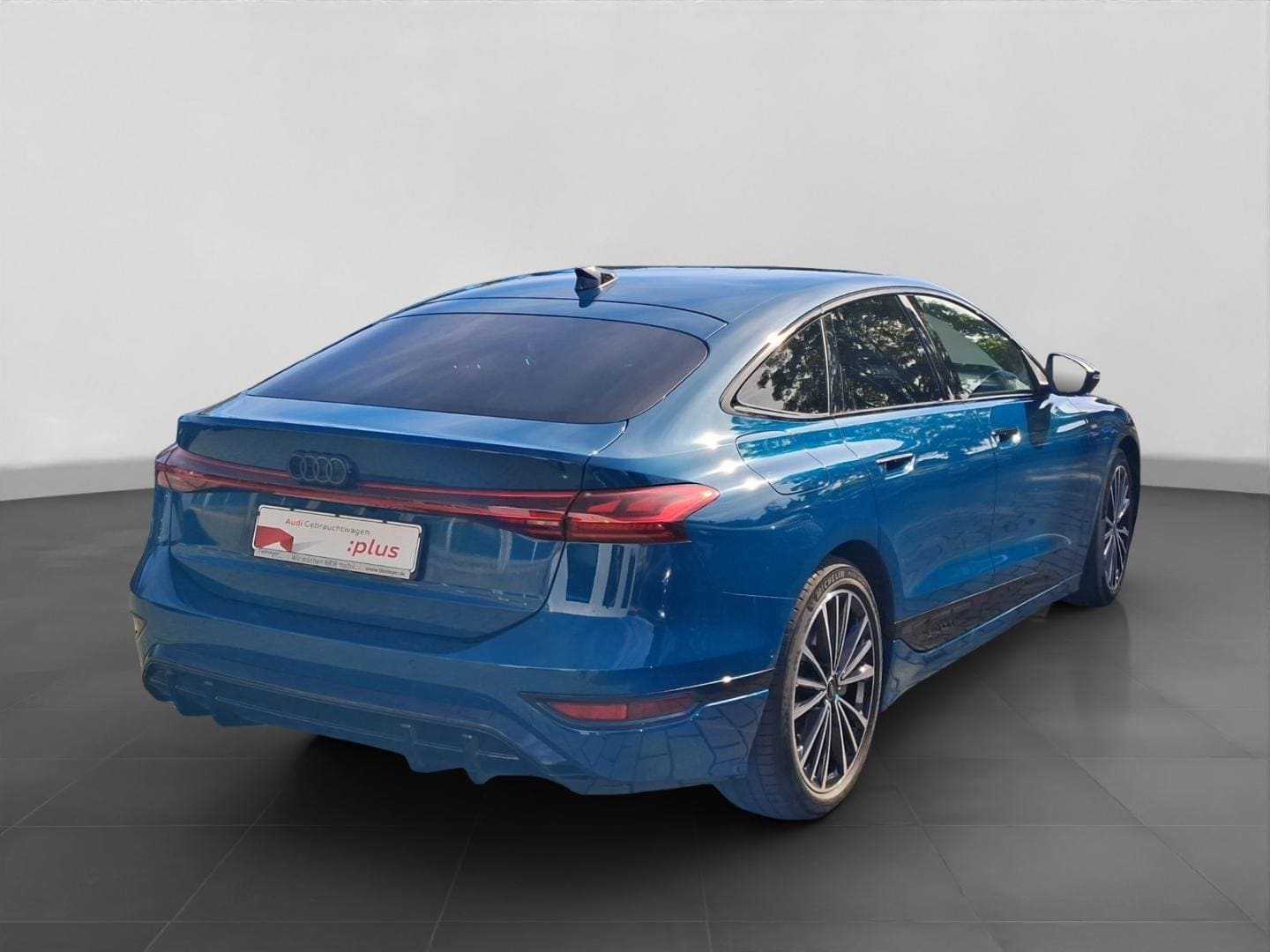Bild über Audi A6 Sportback e-tron e-tron performance - für weitere Informationen kontaktieren Sie den Audi Partner