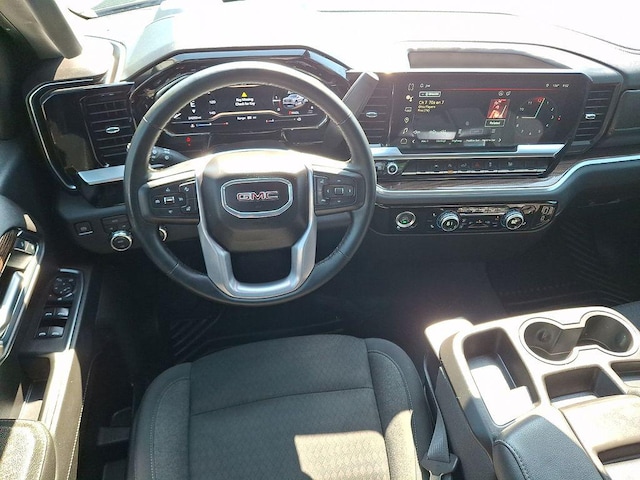 2024 GMC Sierra