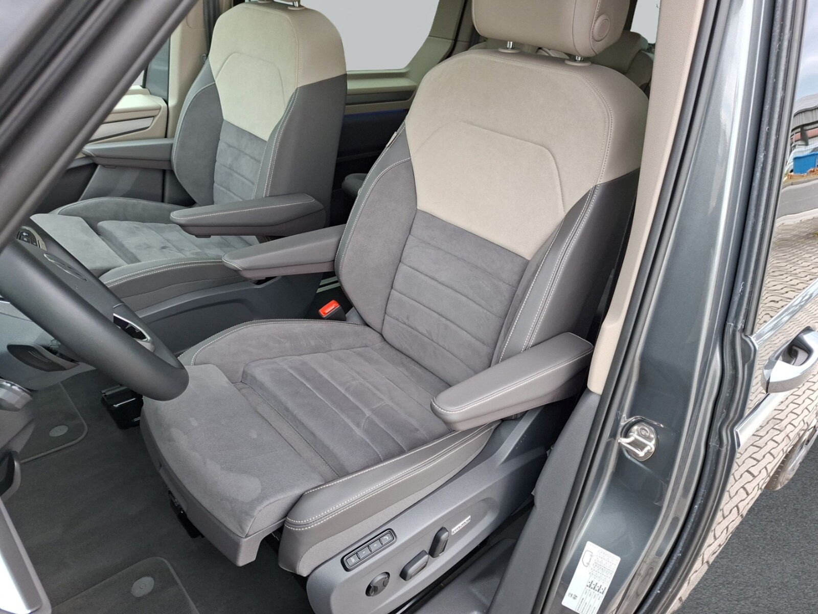 Volkswagen Multivan – Bild 11