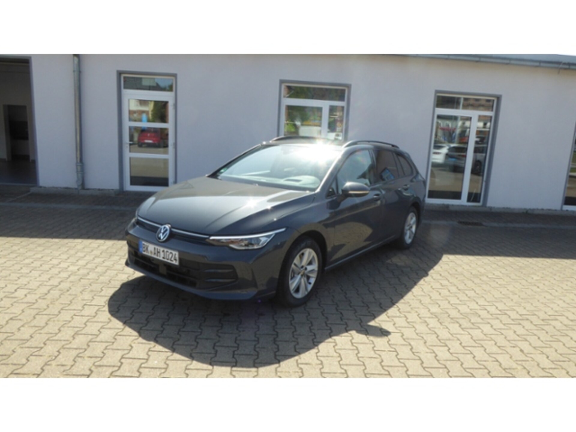 Volkswagen Golf Variant Life