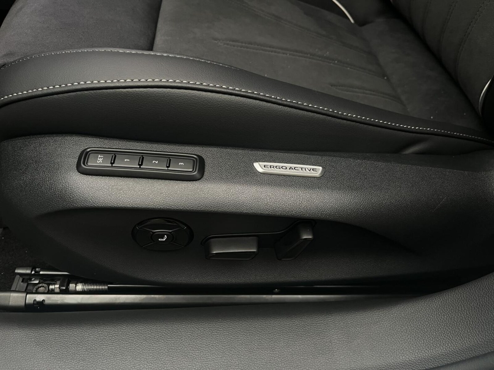 Volkswagen Passat – Bild 19
