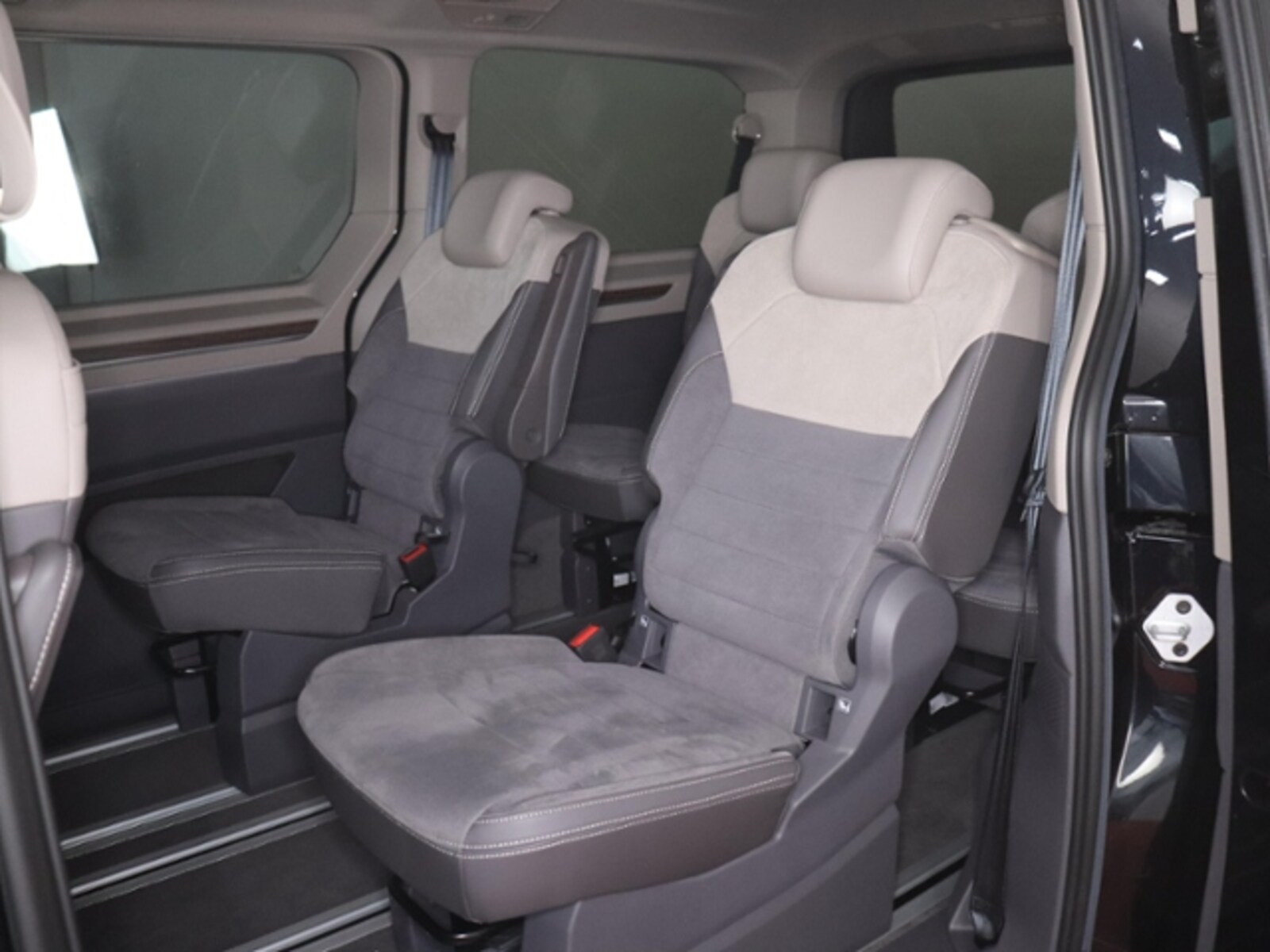 Volkswagen Multivan Langversion – Bild 15