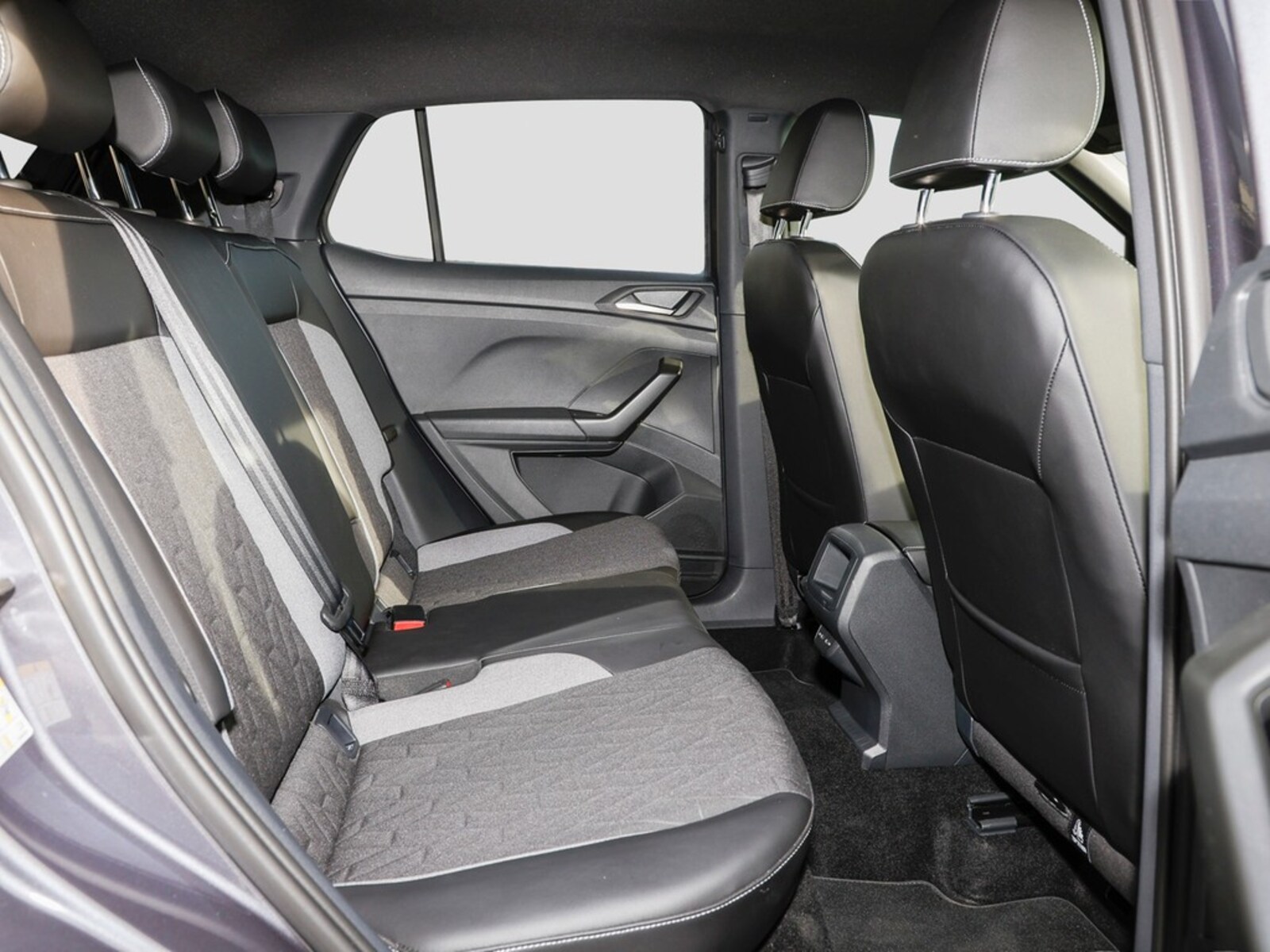 Volkswagen T-Cross – Bild 12