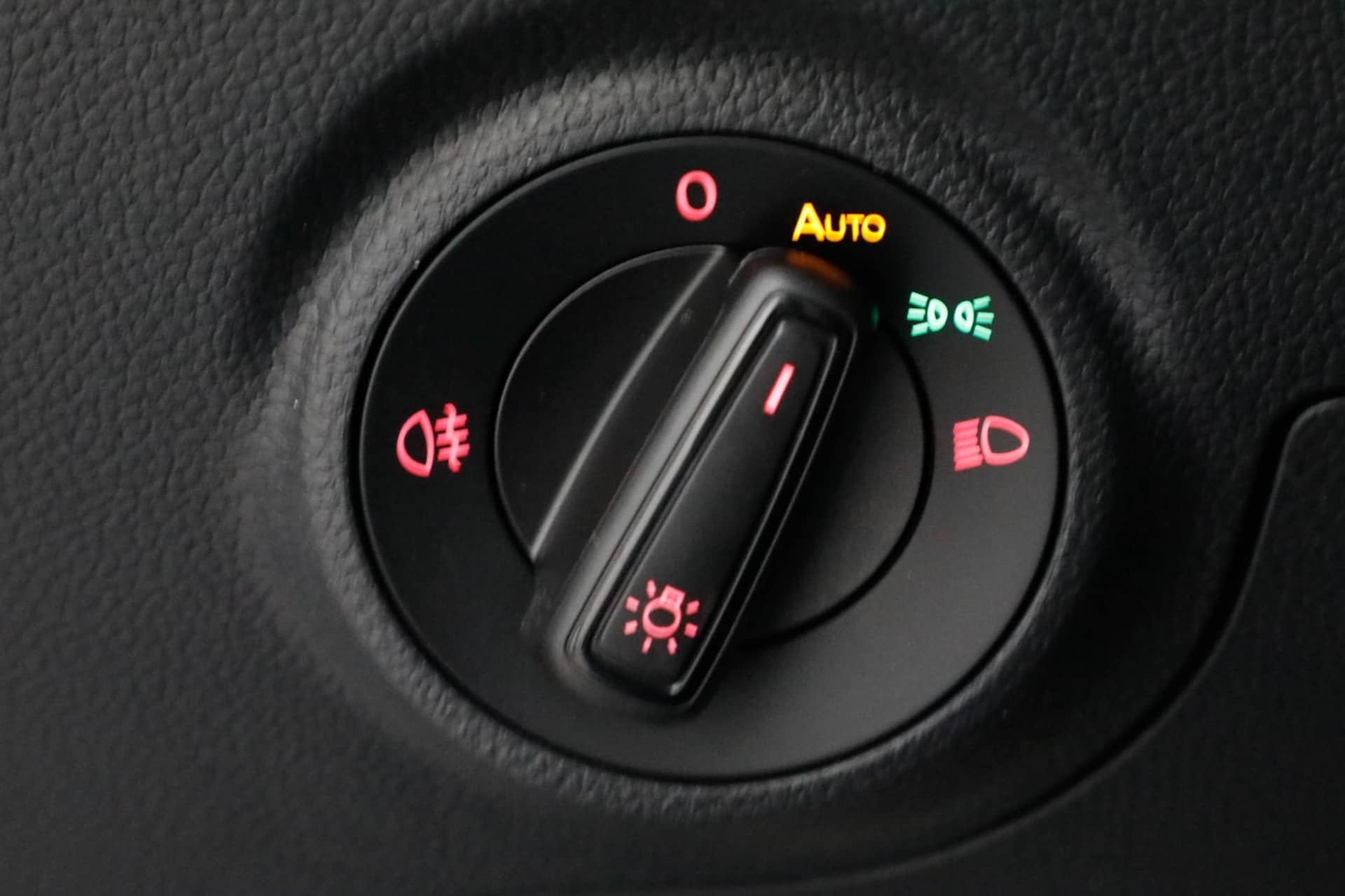 SEAT Arona FR
