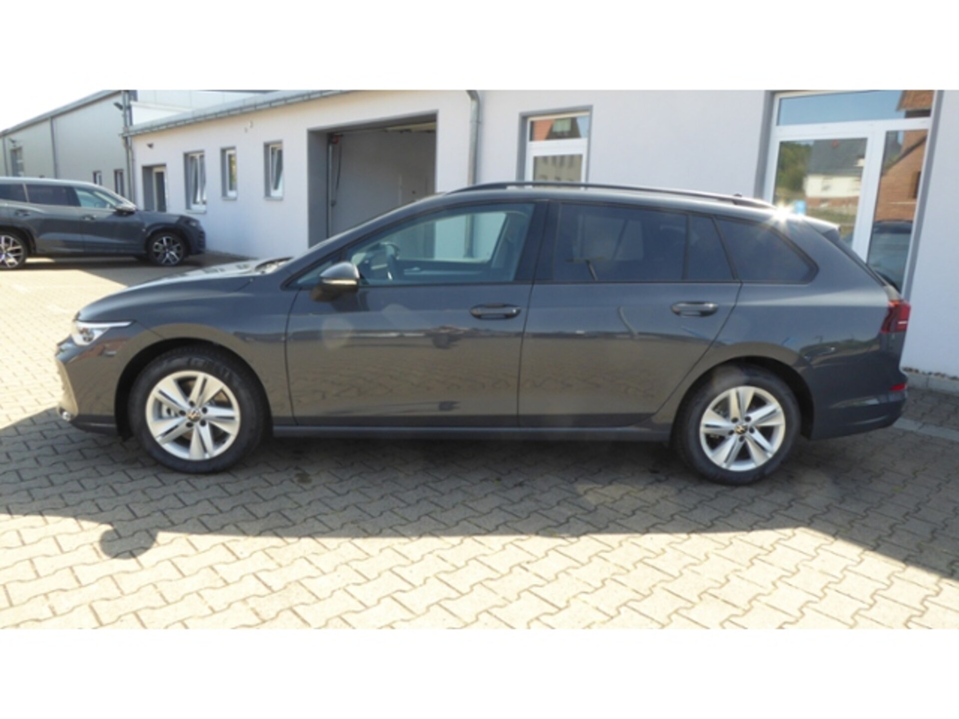 Volkswagen Golf Variant Life