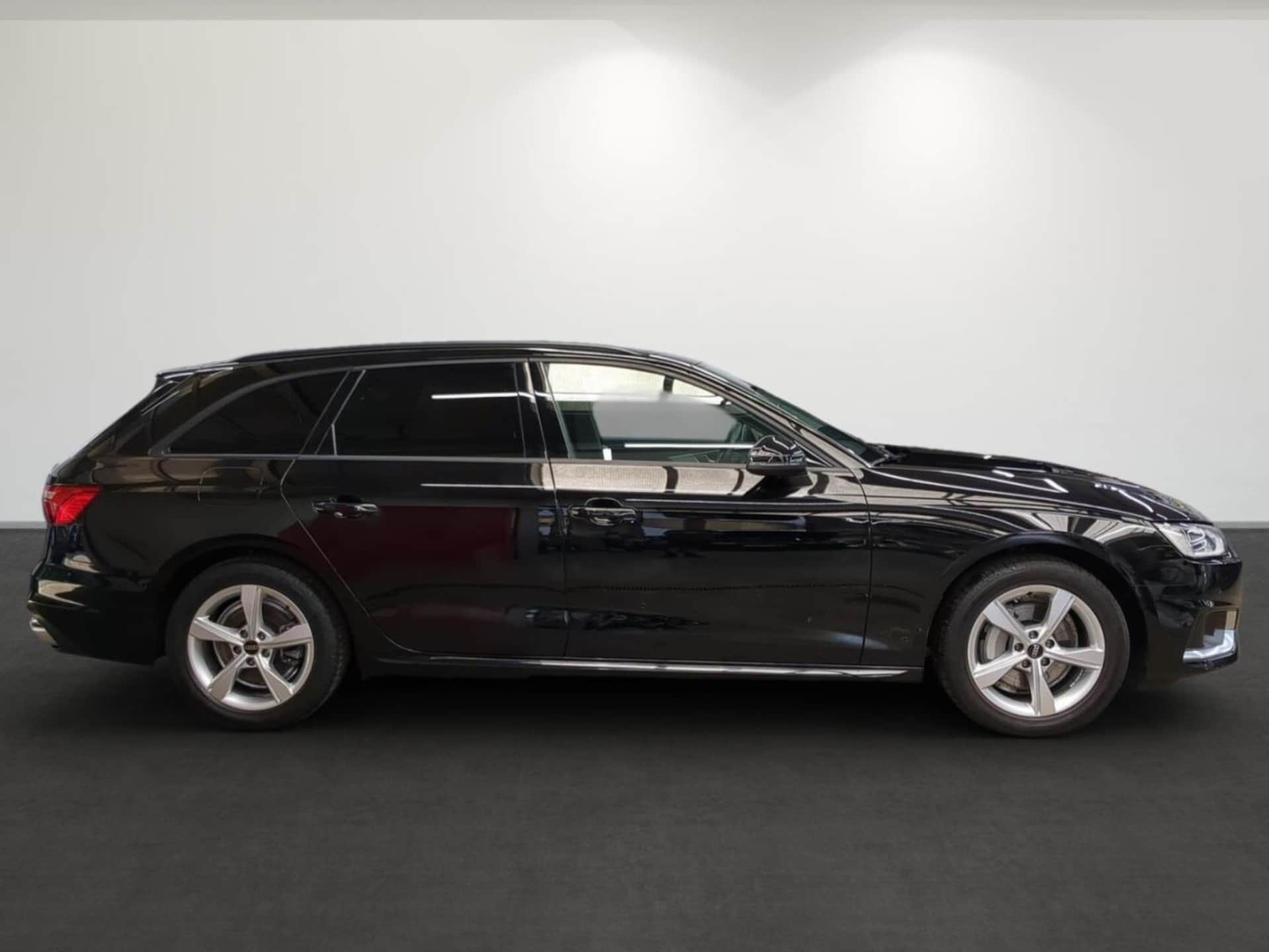 Audi A4 Avant Advanced