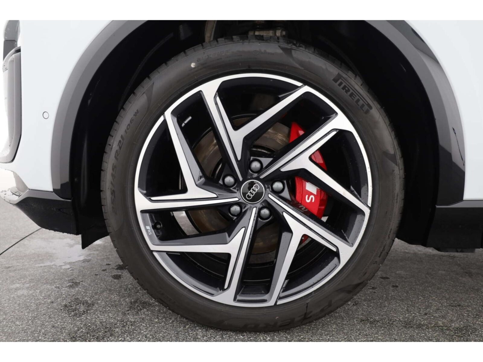 Audi SQ6 e-tron – Bild 8
