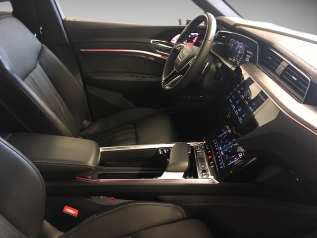 Image about Audi e-tron 55 quattro