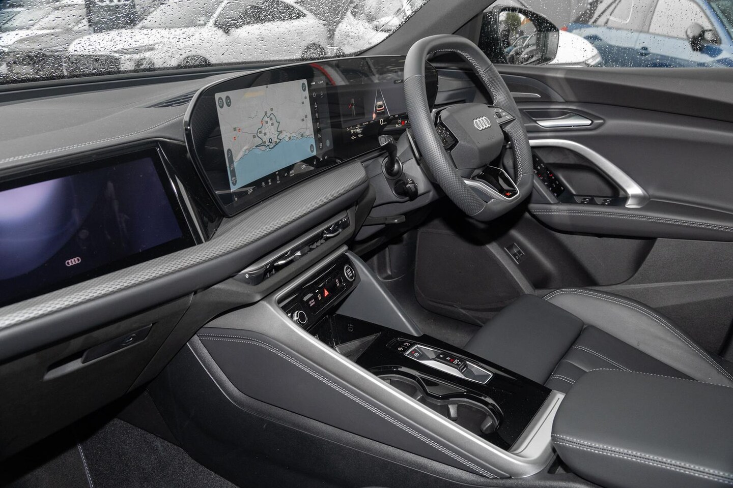 Image about Audi Q5 SUV e-hybrid quattro S tronic