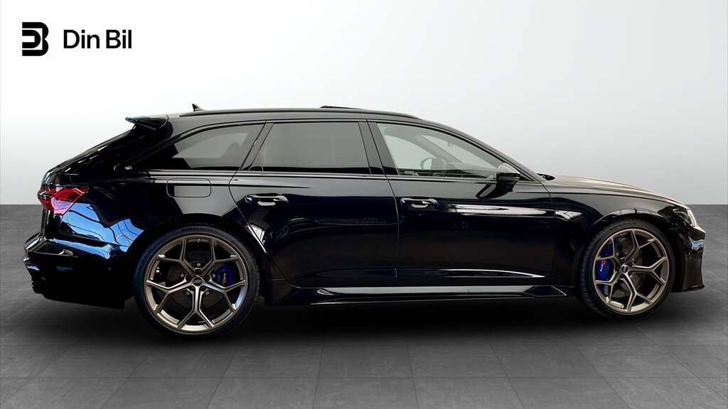 Bild som visar&nbsp;Audi RS 6 Avant&nbsp;RS 6 Avant performance 630 hk tiptronic - för mer information kontakta din Audi Partner