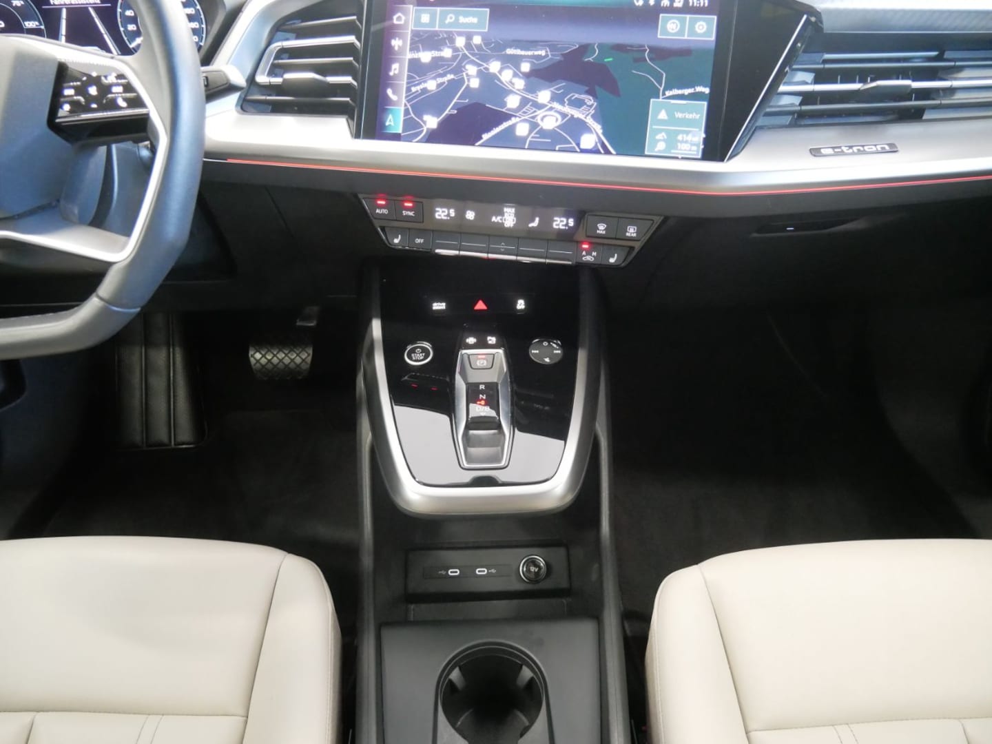 Bild über Audi Q4 Sportback e-tron 40 e-tron - für weitere Informationen kontaktieren Sie den Audi Partner