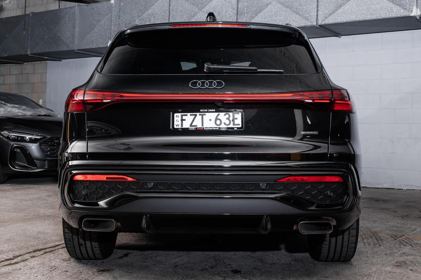 Image about Audi Q5 SUV e-hybrid quattro S tronic