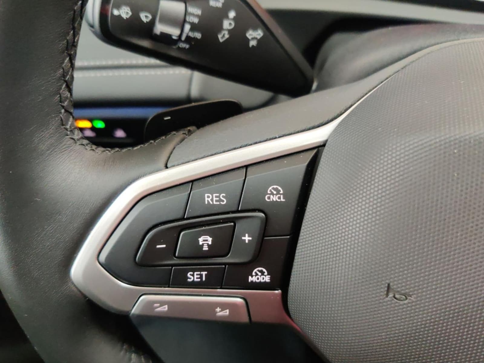 Volkswagen Tiguan – Bild 17