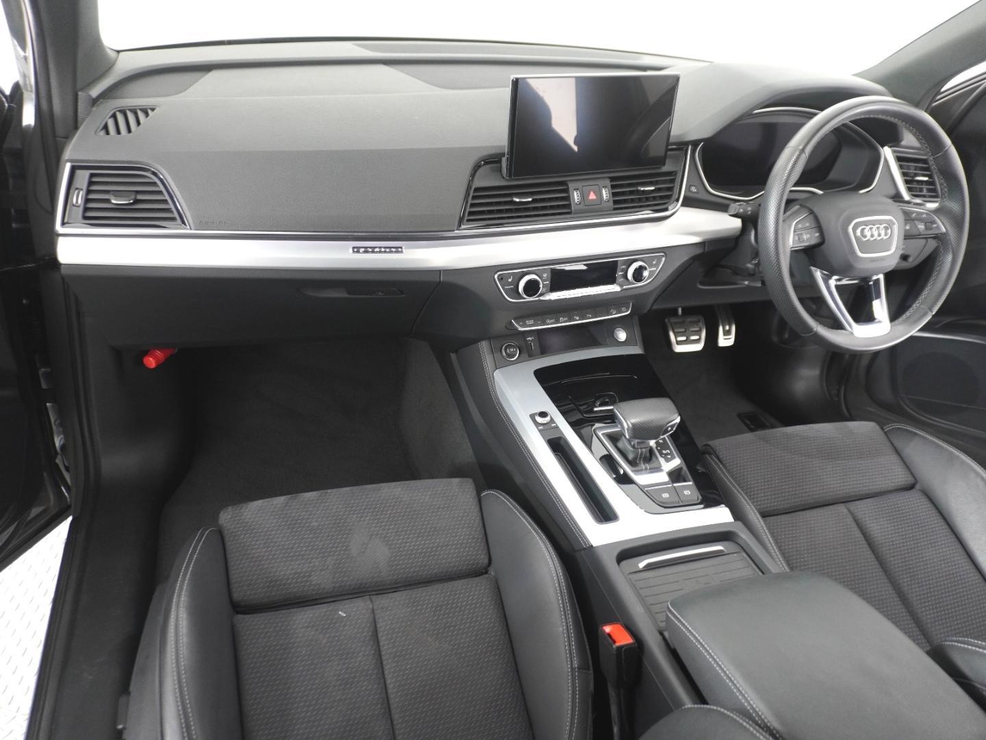 Image about Audi Q5 40 TDI quattro S line 150(204) kW(PS) S tronic