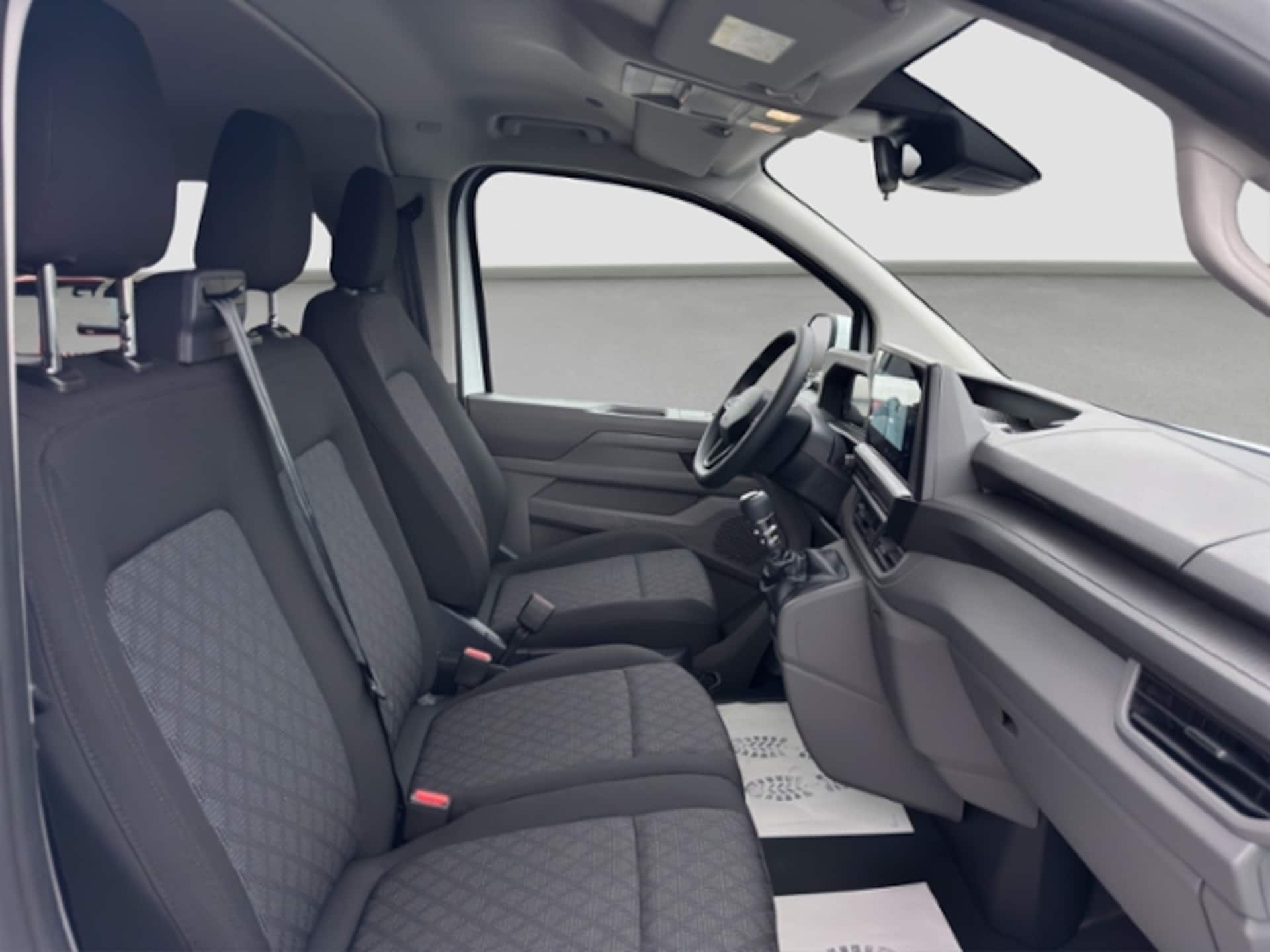 Volkswagen Transporter Kombi kurzer Radstand