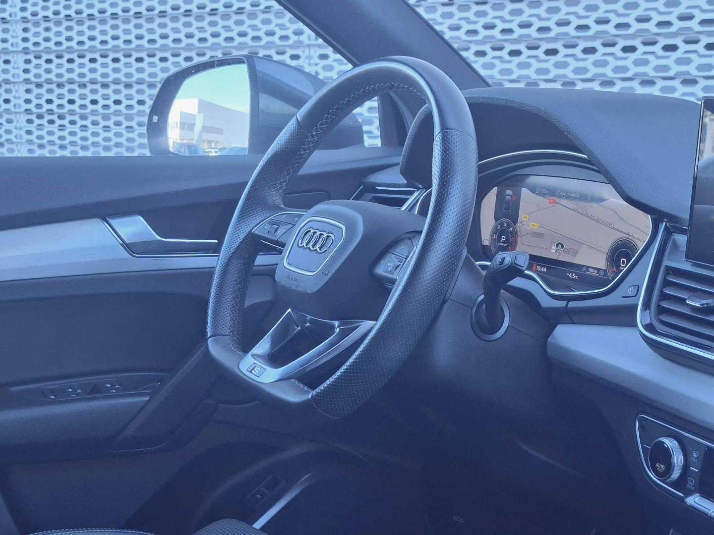 Image about Audi Q5 Sportback S line 40 TDI quattro 150 kW (204 ch) S tronic