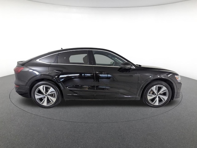 2024 Audi Q8 Sportback e-tron