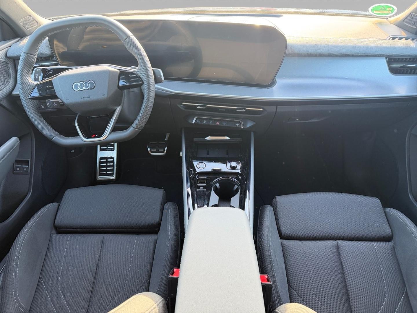 Bild über Audi Q3 Sportback e-hybrid e-hybrid 200 kW S tronic - für weitere Informationen kontaktieren Sie den Audi Partner