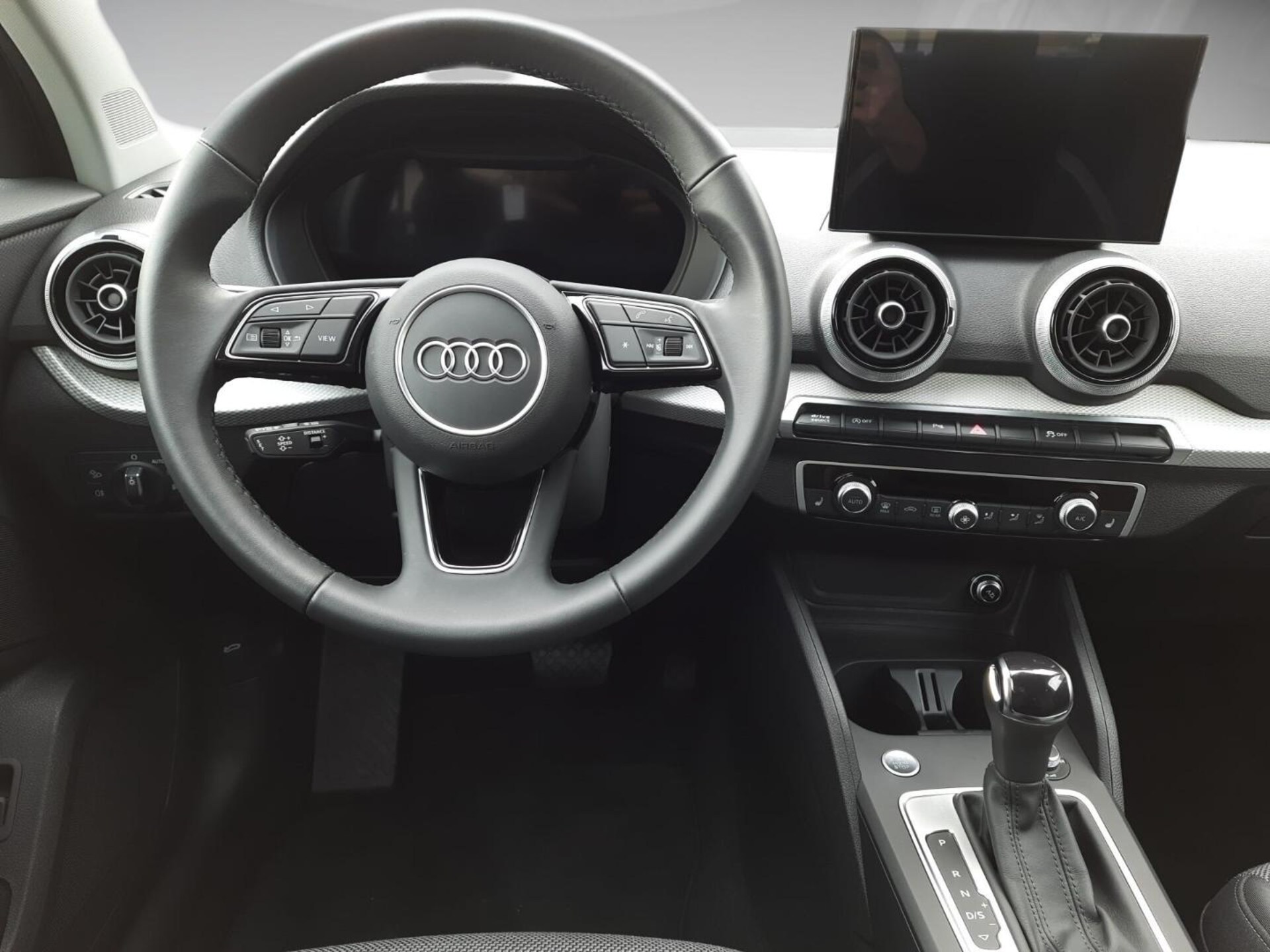 Audi Q2 S line