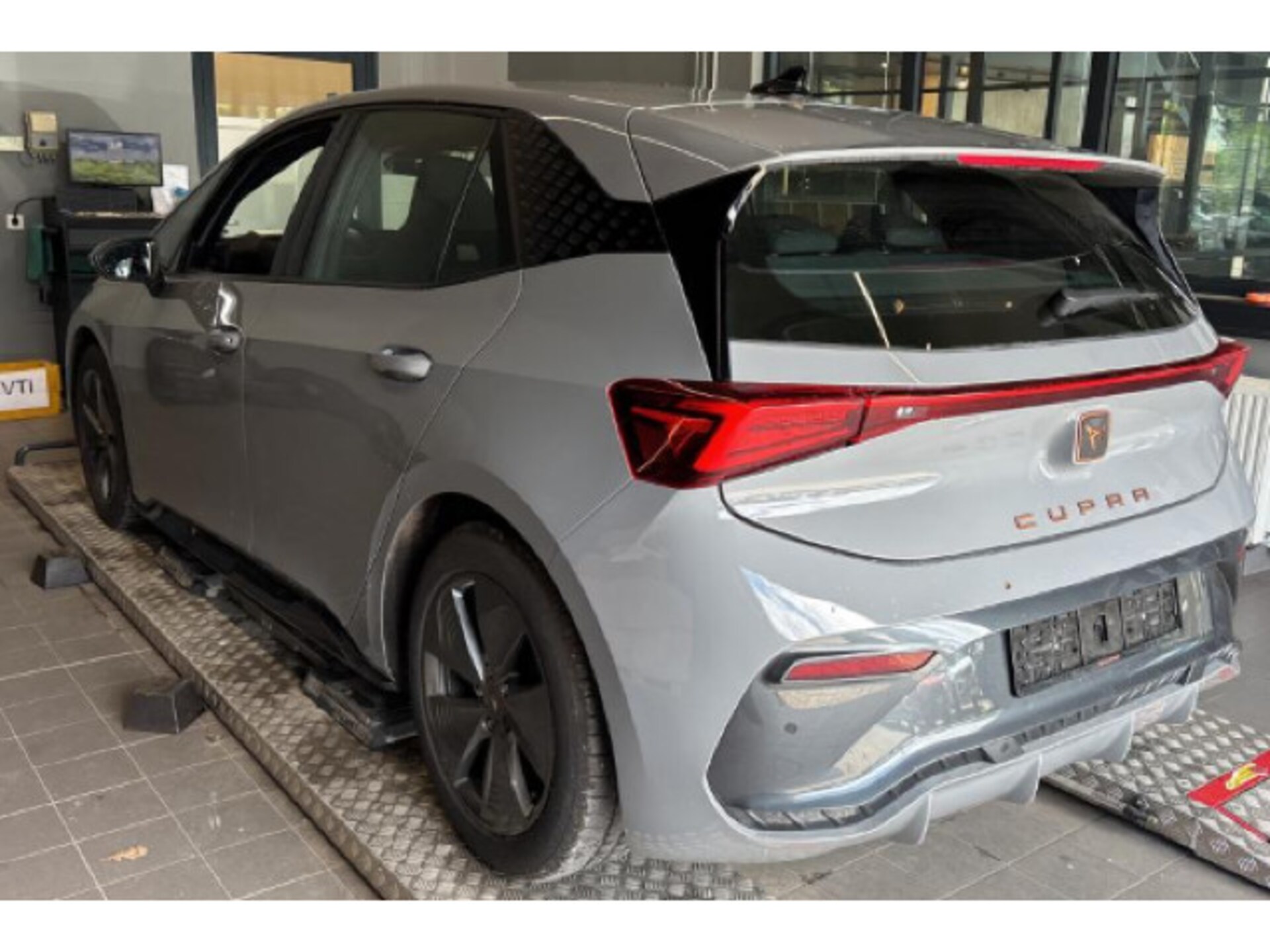 CUPRA Born