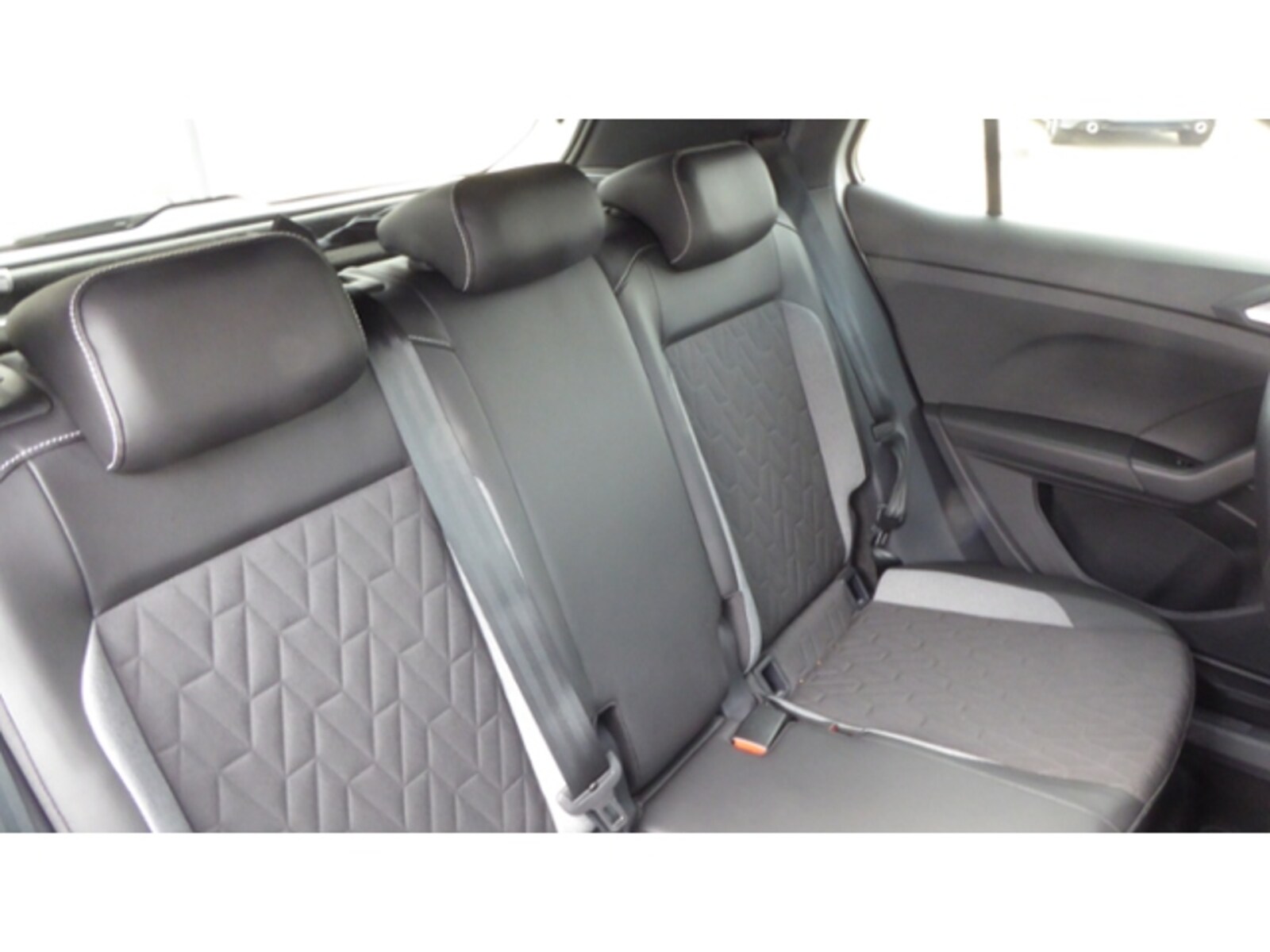 Volkswagen T-Cross – Bild 9