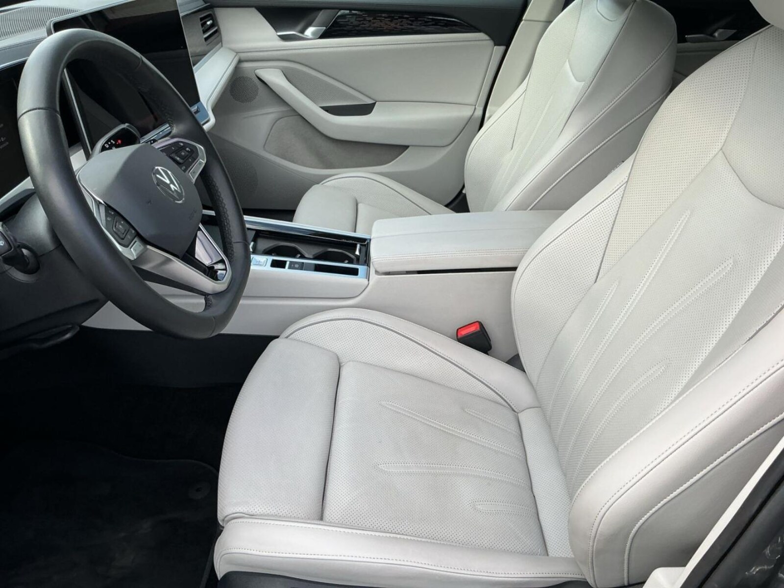 Volkswagen Passat – Bild 11