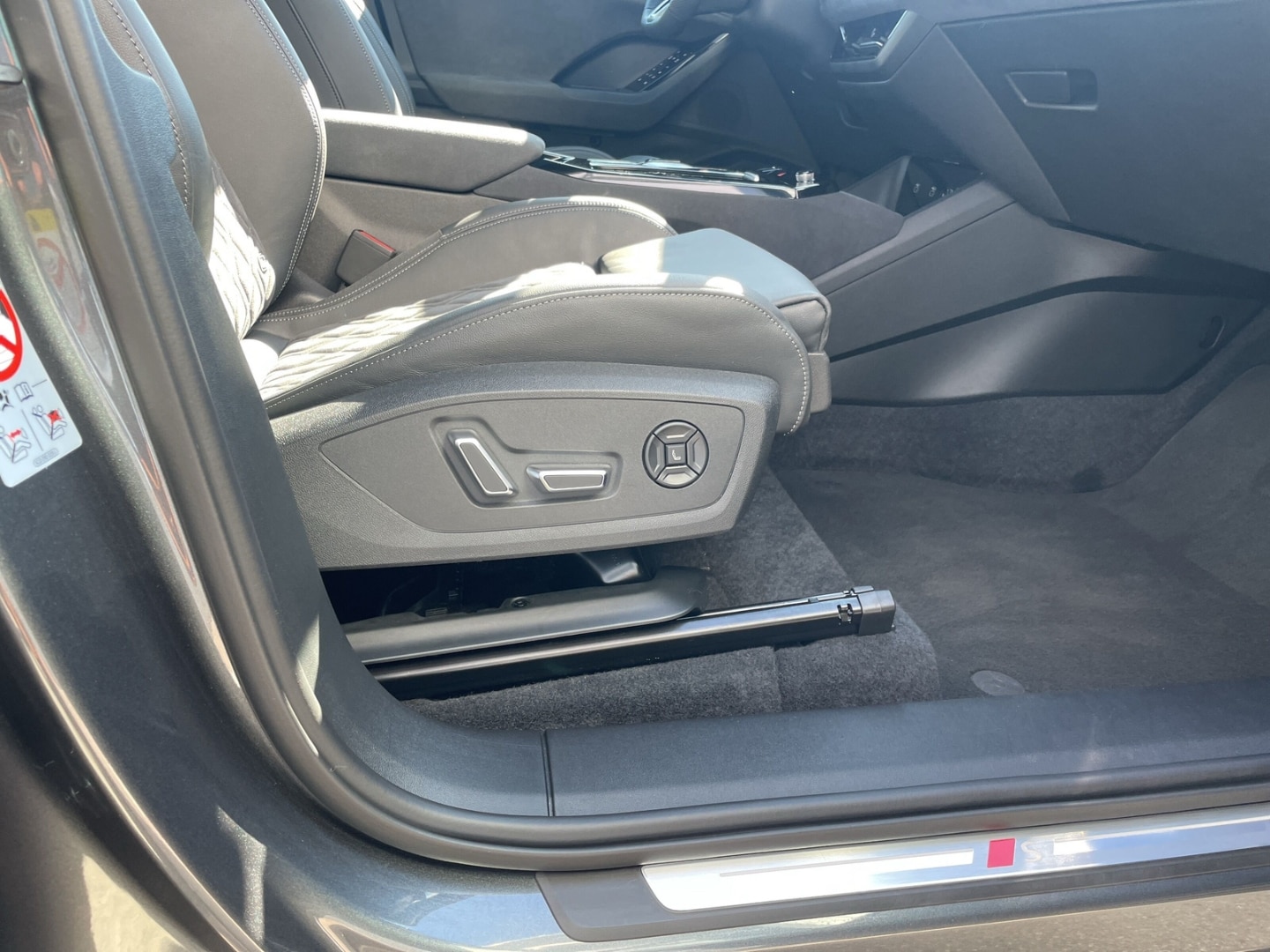 Bild über Audi Q6 Sportback e-tron e-tron performance - für weitere Informationen kontaktieren Sie den Audi Partner