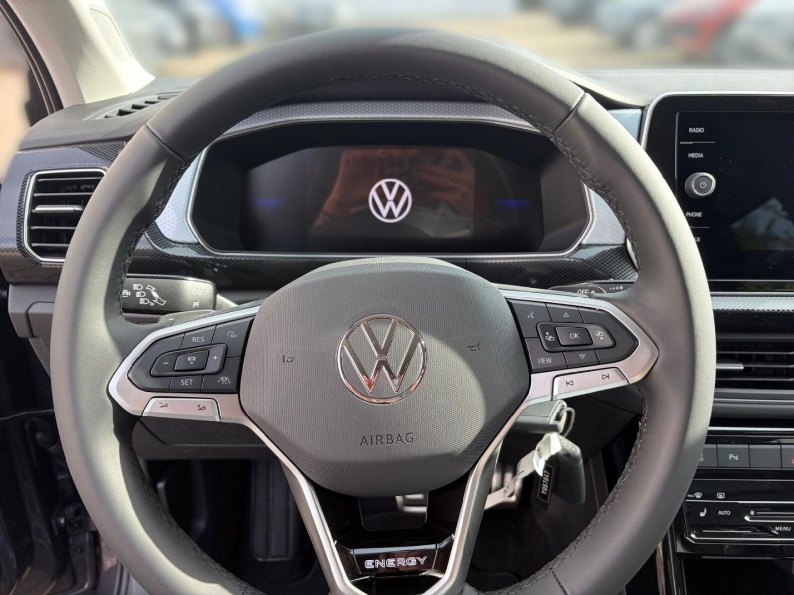 Volkswagen T-Cross – Bild 9