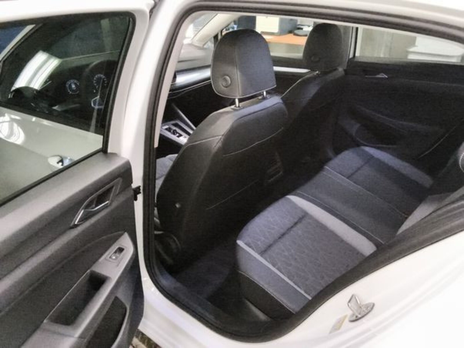 Volkswagen Golf – Bild 8