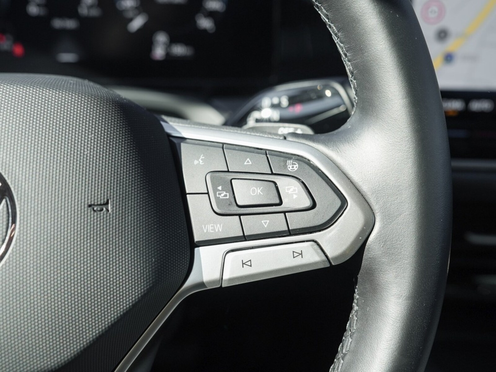 Volkswagen Passat – Bild 16