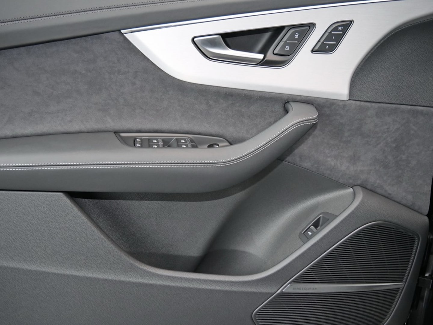 Bild über Audi Q7 SUV S line business TDI quattro 210 kW tiptronic - für weitere Informationen kontaktieren Sie den Audi Partner