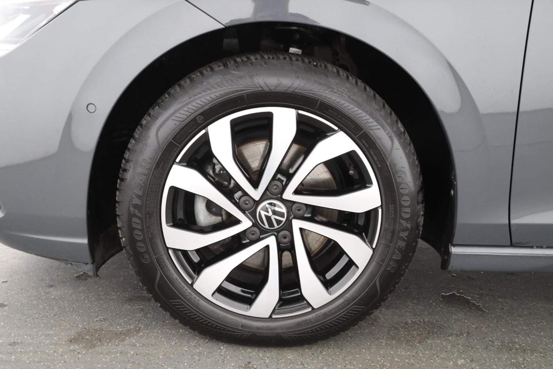 Volkswagen Golf Life