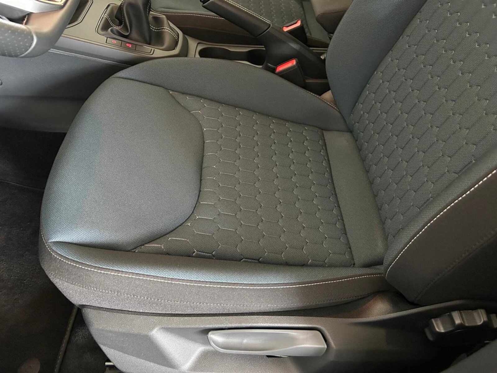 SEAT Arona – Bild 7