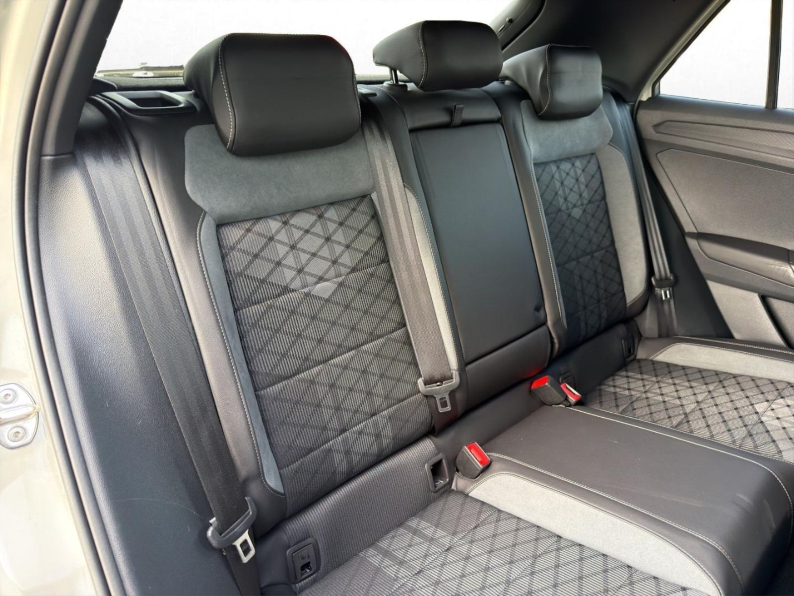 Volkswagen T-Roc – Bild 15