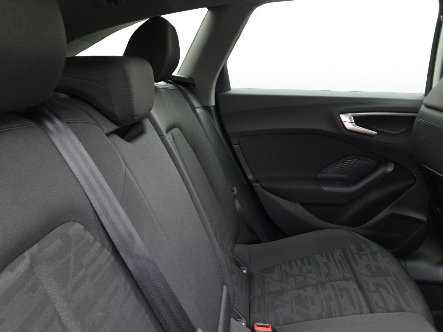Bild über Audi A5 Avant TFSI 110 kW S tronic - für weitere Informationen kontaktieren Sie den Audi Partner