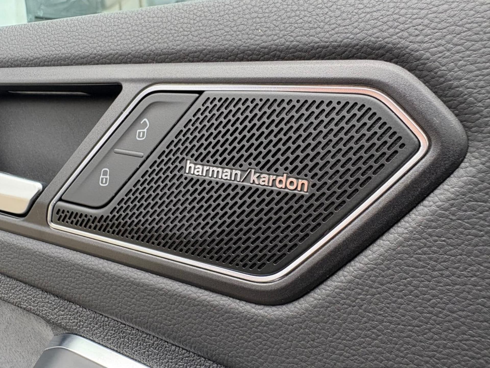 Volkswagen Tiguan R