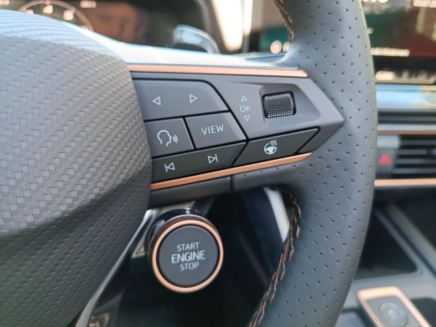 CUPRA Leon León 1.5 TSI e-Hybrid DSG 150 kW (204 CV) — photo 15