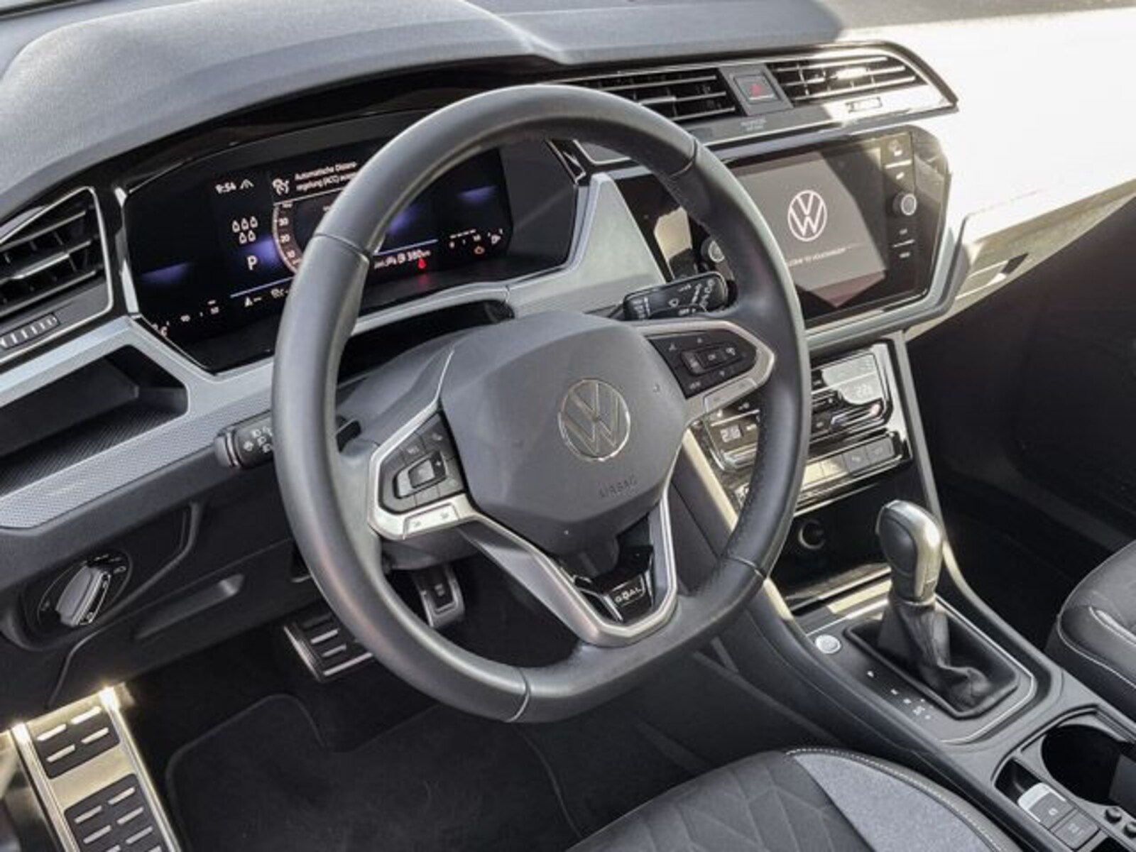 Volkswagen Touran – Bild 11