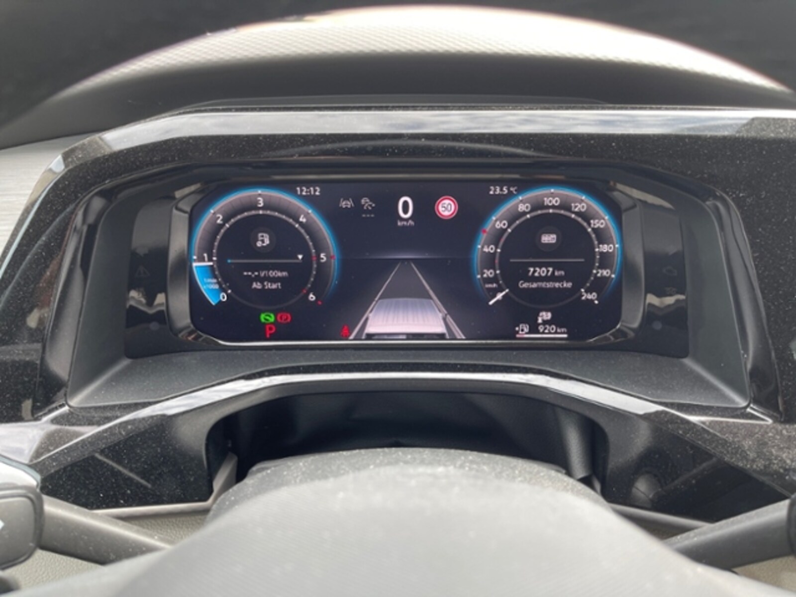 Volkswagen Multivan Langversion – Bild 16