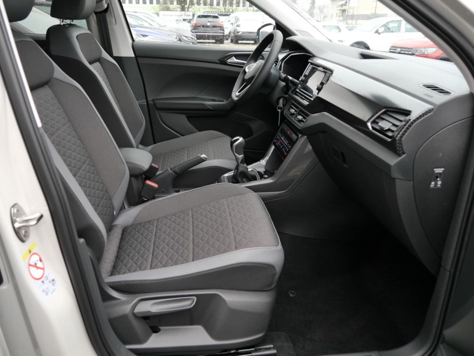 Volkswagen T-Cross – Bild 7