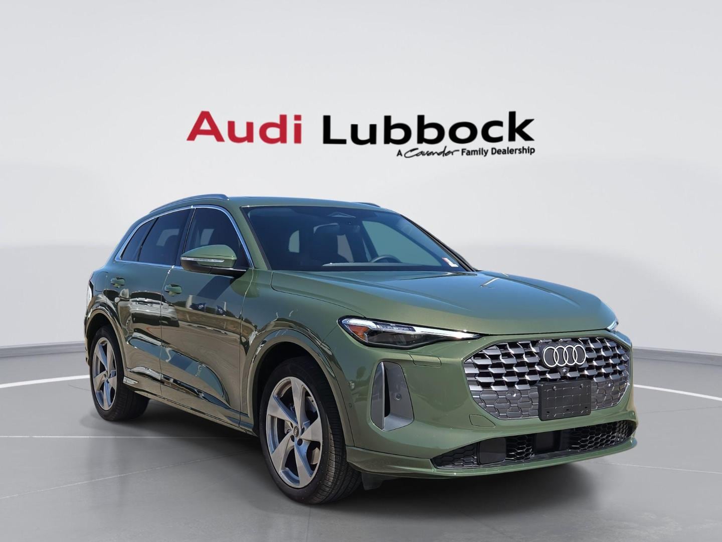 2025 Audi Q5 40 Prestige's photo