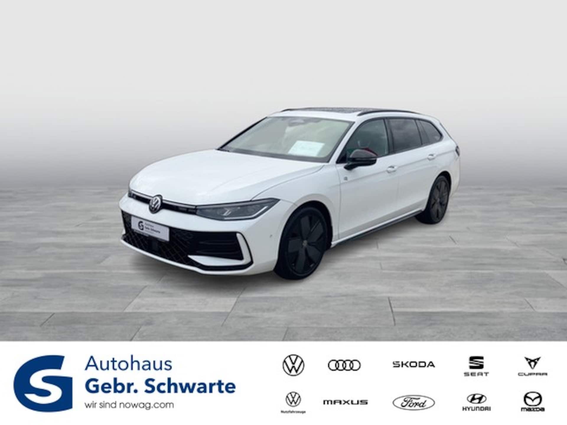 Volkswagen Passat — Volkswagen Passat Passat Variant 2.0 TDI DSG R-Line AHK+PANO+HUD