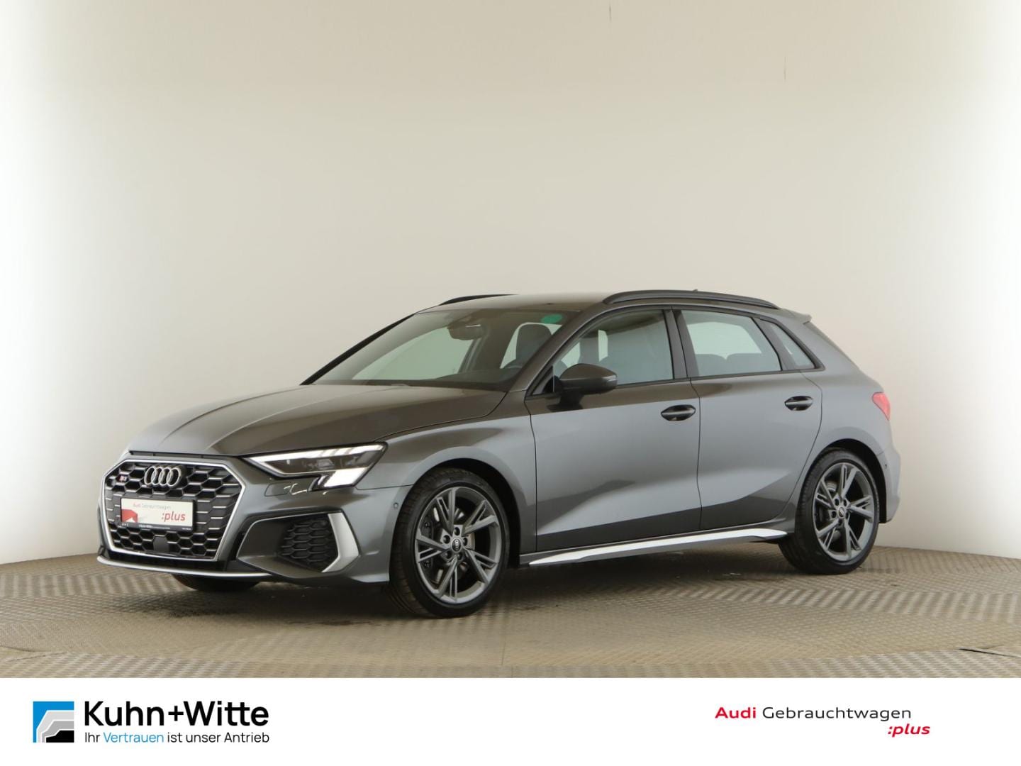Bild über Audi S3 Sportback TFSI quattro S tronic - für weitere Informationen kontaktieren Sie den Audi Partner