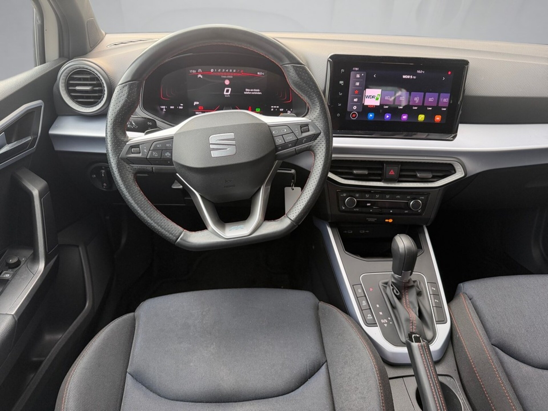SEAT Arona FR