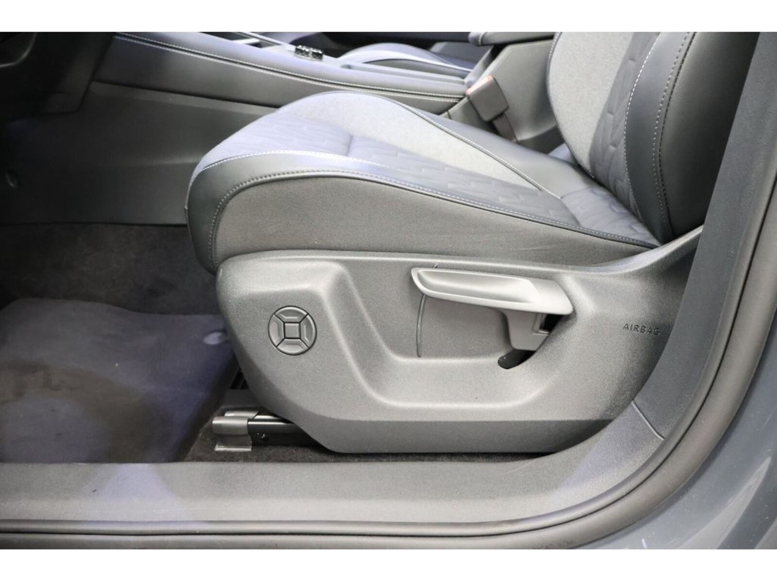 Volkswagen Tiguan – Bild 24