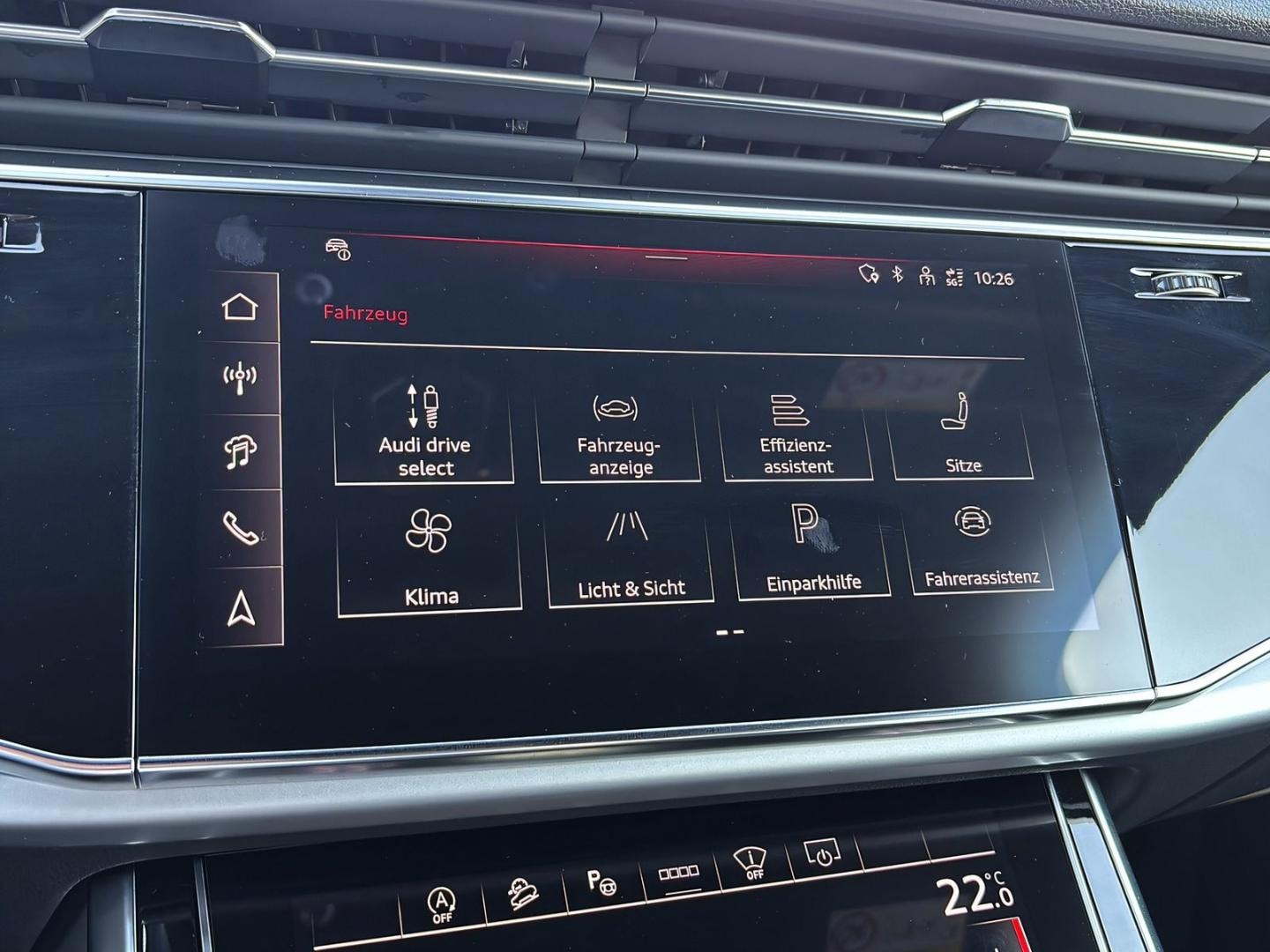 Bild über Audi Q7 SUV TDI quattro 210 kW tiptronic - für weitere Informationen kontaktieren Sie den Audi Partner