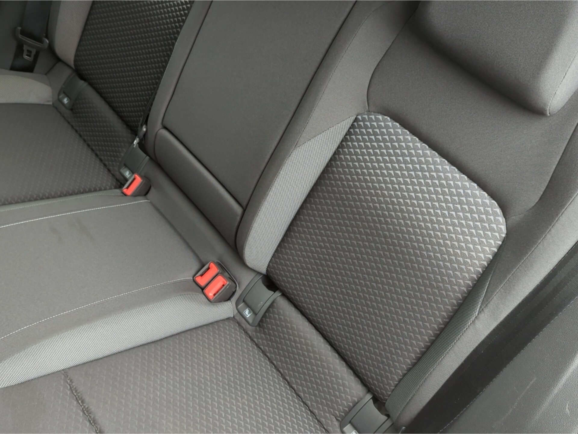 Volkswagen Golf Active