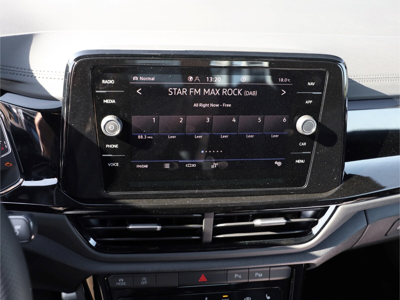 Volkswagen T-Roc Cabriolet – Bild 11